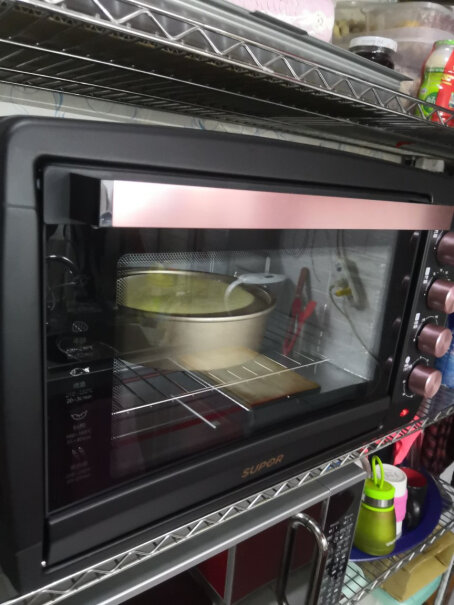 苏泊尔家用多功能电烤箱35升大容量请问这个烤箱好清洗吗？