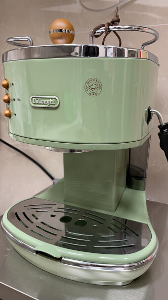 德龙咖啡机复古系列半自动咖啡机这个蒸汽的灯一直是红的是怎么回事呀？什么时候可以打奶泡...