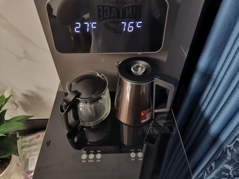 海尔YR1956-CB家用茶吧机温热型智能LED屏显多功能饮水机挺好，不是要赠送一个桶吗？
