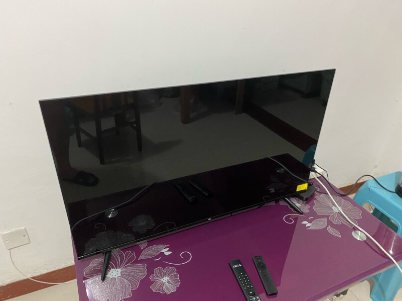 小米电视ES43这款电视机配挂架吗？