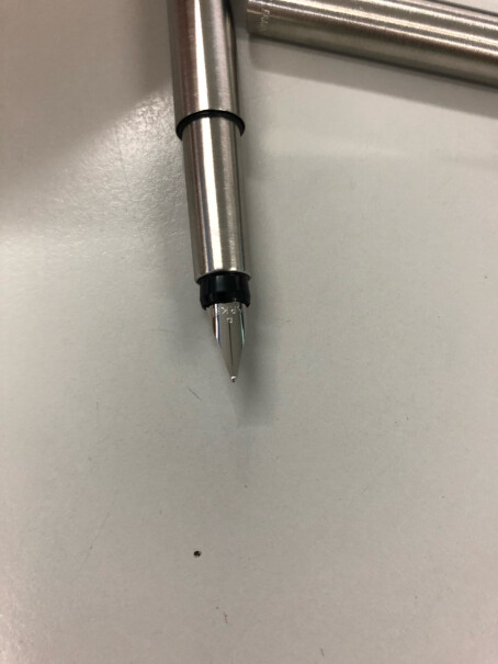 派克钢笔签字笔高考用，所以必须要用起来顺滑流畅？