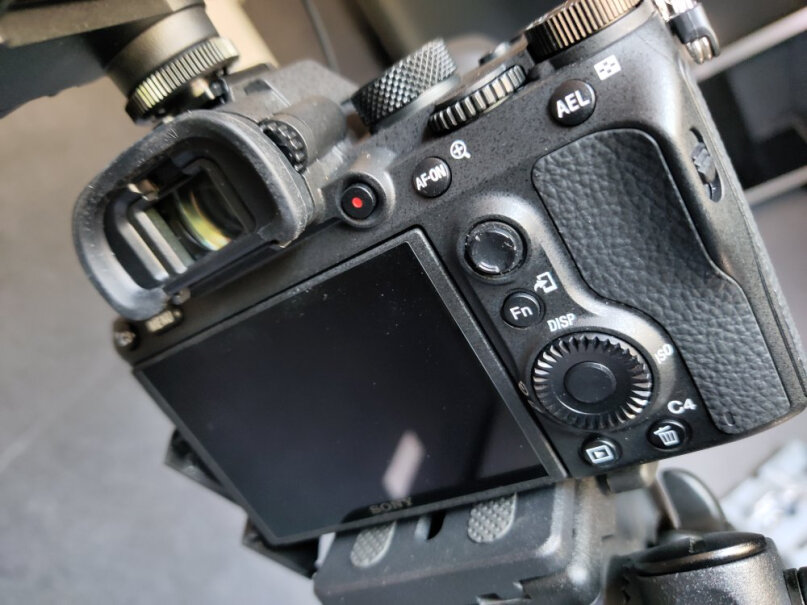 索尼Alpha 7 III 微单数码相机这个相机适合拍视频吗？效果怎么样？