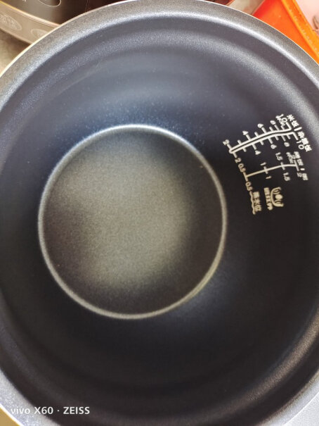 美的电压力锅球形双胆压力煲耐用吗，好用吗，煮粥溢锅吗？