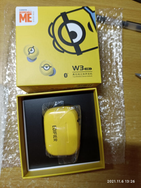 漫步者W3小黄人定制版真无线蓝牙耳机充电盒没电了是什么样的？