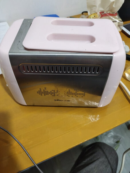 小熊烤面包机吐司机多士炉多功能轻食机这款有防尘盖么？