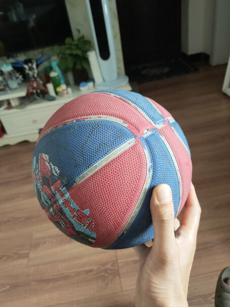篮球变形金刚5号儿童篮球室内室外水泥地耐磨橡胶篮球WB204C5好不好,优缺点大全？