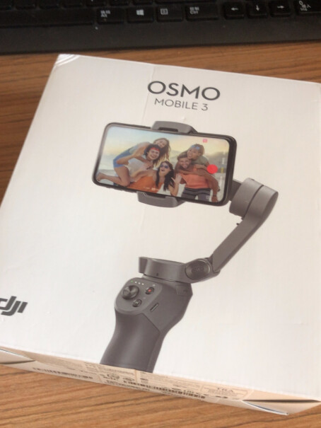 DJI OM 4 SE 手机云台请问坚果Pro3可以用吗？