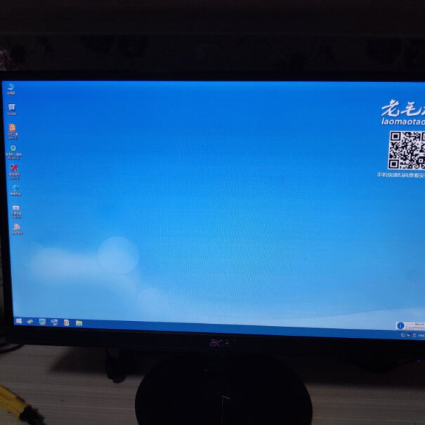 宏碁K202HQLAbi这个屏幕可以悬挂吗？