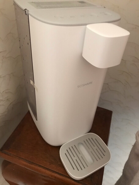 小米有品心想即热式饮水机请问这款饮水机带自动过滤功能吗？不然的话，45&deg;的水怎么能喝？