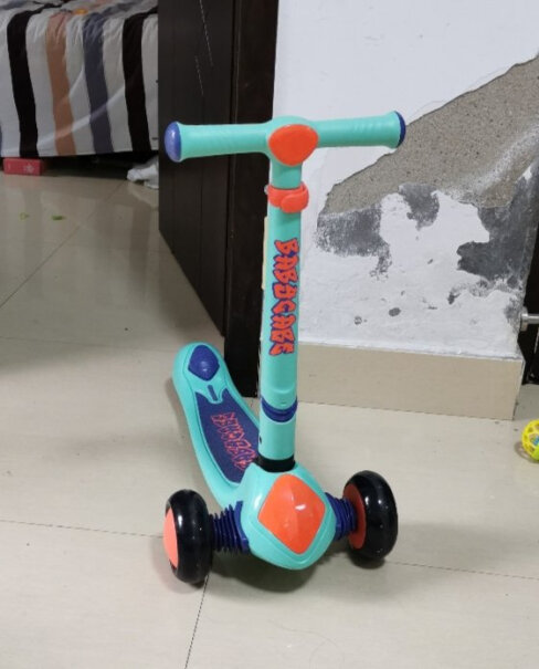 儿童滑板车babycare儿童滑板车折叠滑板车2-6岁适不适合你！看质量怎么样！这就是评测结果！