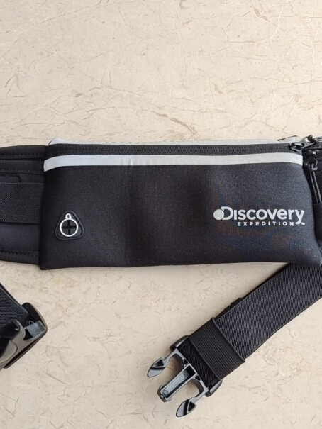 Discovery跑步腰包7寸手机装得下吗？