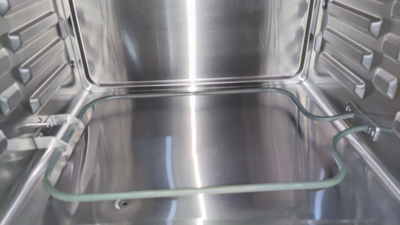 海氏蒸烤箱一体机家用多功能台式电蒸箱烤箱30升蒸馒头得多久，底部湿黏吗，能蒸透吗？