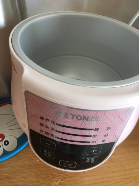 天际TONZE电炖锅电炖盅我小孩十五个月了，想给他买个这样的锅做稀饭行吗？