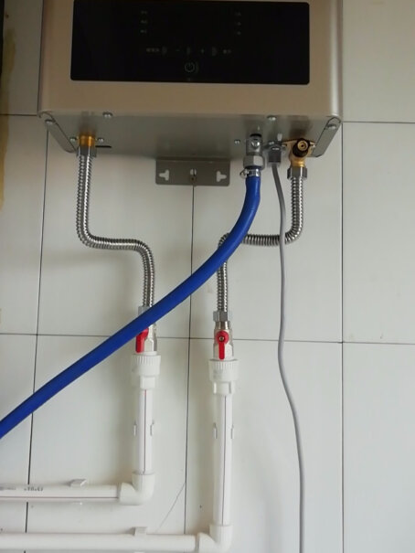 海尔燃气热水器燃气恒温天然气包安装吗？