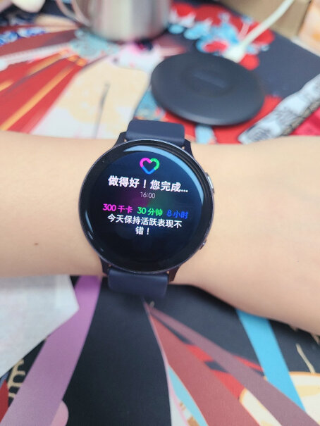 三星Galaxy Watch Active2不锈钢版的听歌可以听多久啊？连接上galaxy buds+能听多久啊？618准备买，老铁们快回回我？