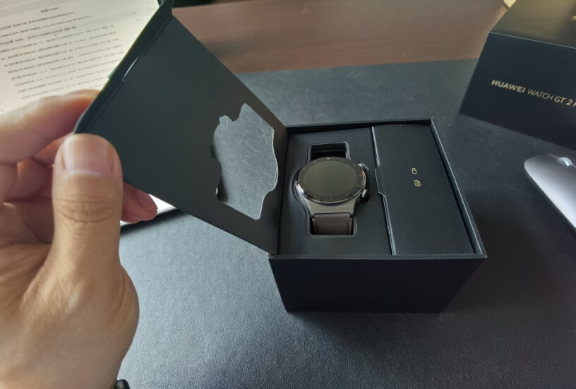 智能手表华为手表watch gt2 pro详细评测报告,评测值得入手吗？