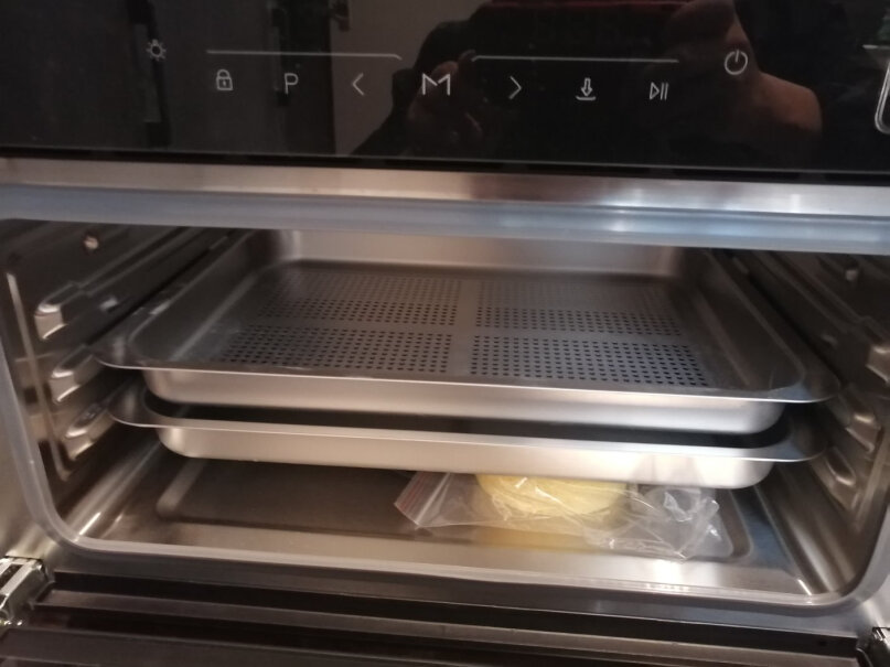 老板R075嵌入式电烤箱家用60L大容量内嵌式多功能烘焙烤箱那不加水就相当于烤箱了吗？
