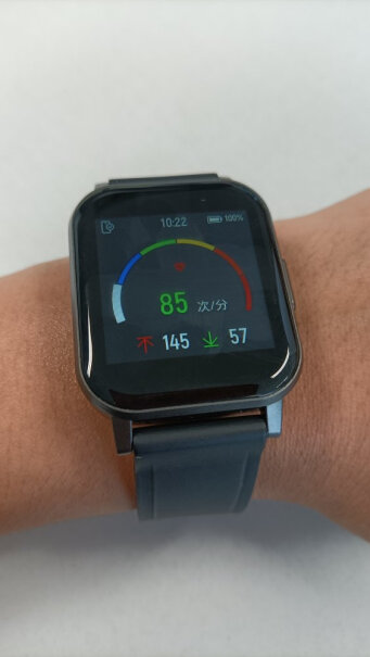 Haylou Smart Watch 2连接蓝牙接受信息会延迟吗，还是手机开锁才有提醒？
