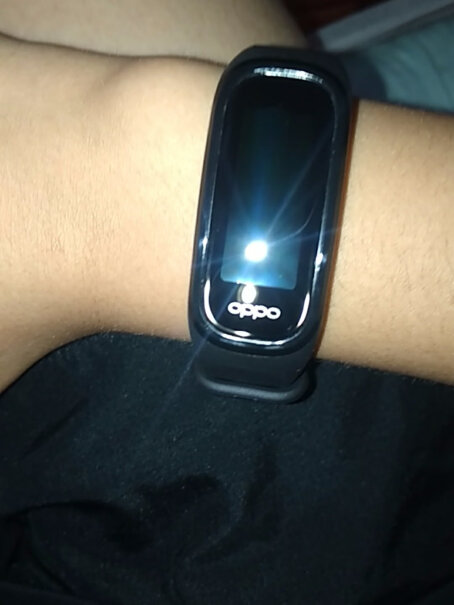 OPPO手环时尚版NFC运动计步 静夜黑大家觉得是正品吗？