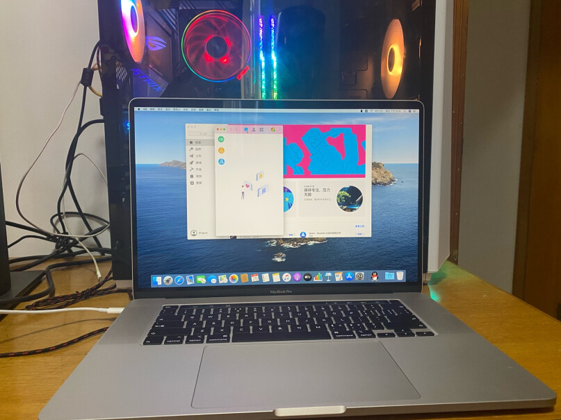 Apple款开学大一学环艺的要用到cad ps 3DMAX&hellip;请问能带的起来或下载嘛 建议买多大的 13寸还是15寸 内存最好也标明一下（不怎么玩游戏 就听听音乐看看视频）我是个萌新 不懂这些 请指点？