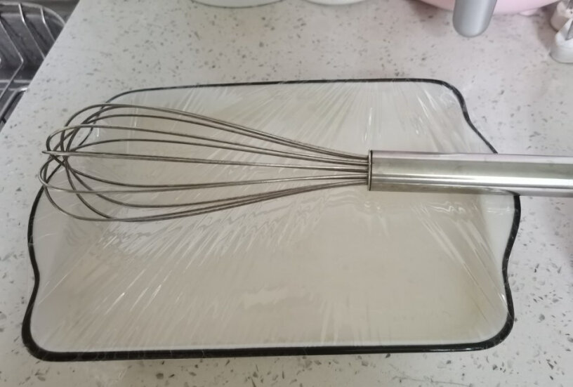 欧橡OAK不锈钢手动打蛋器搅拌器和面器厨房DIY烘焙工具这个味道大吗？好用吗？