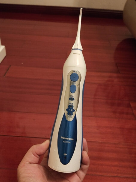 松下电动冲牙器洗牙器喷头能用多久更换？另外买喷头方便吗？