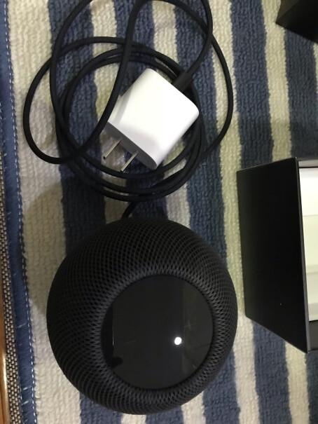 AppleHomePod请问这款音箱用网易云可以正常听歌吗？据说有延迟？会不会卡顿？