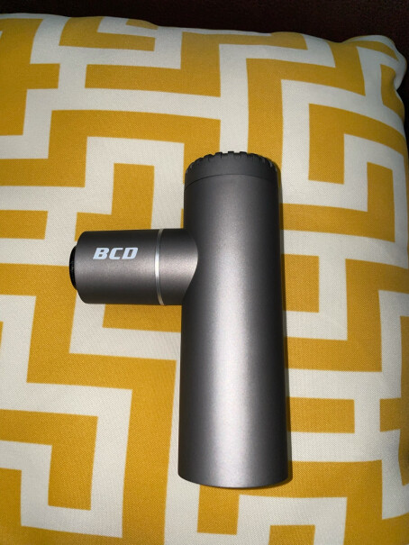 BCD 筋膜枪按摩器充满电能用多长时间？