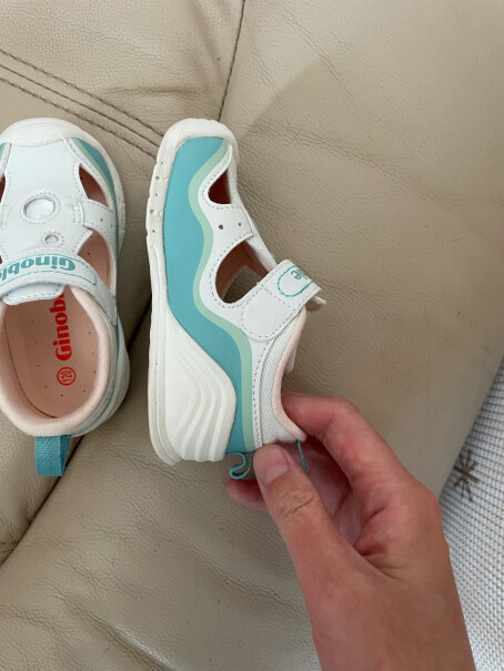 基诺浦（ginoble）学步鞋-步前鞋基诺浦 关键鞋 8-18个月婴儿步前鞋 夏款上新 宝宝鞋子 凉鞋 海底总动员系列TXGB1970 白哪款性价比更好,评测分析哪款更好？