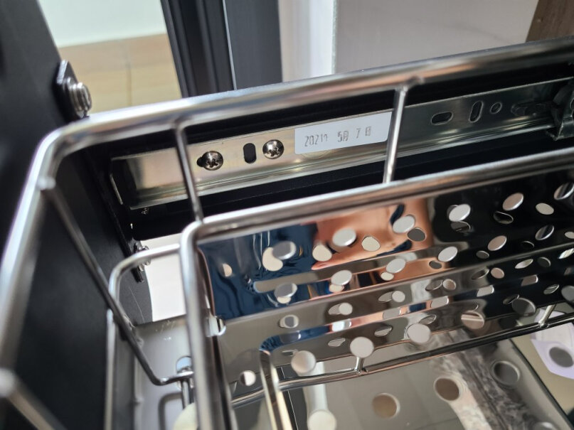 美的消毒柜家用消毒柜嵌入式不锈钢盘碗能消毒吗？