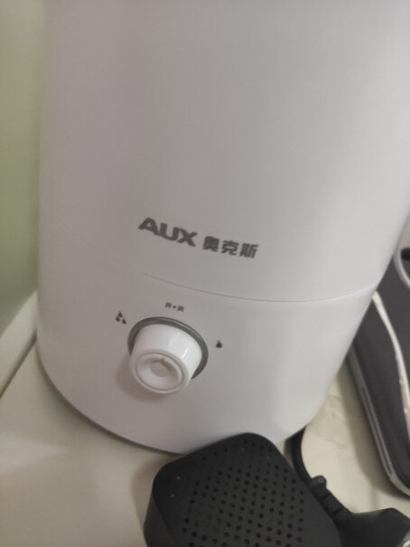 奥克斯加湿器大容量上加水家用办公室卧室母婴空气净化加湿没水会自动断电吗？