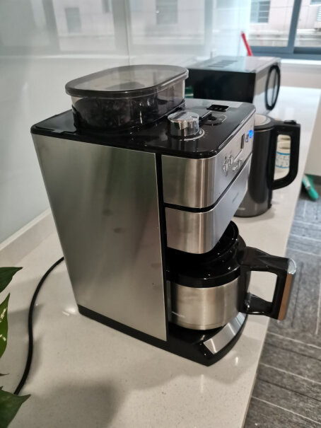 飞利浦咖啡机家用全自动滴滤式带磨豆保温预约功能能把水煮沸吗？