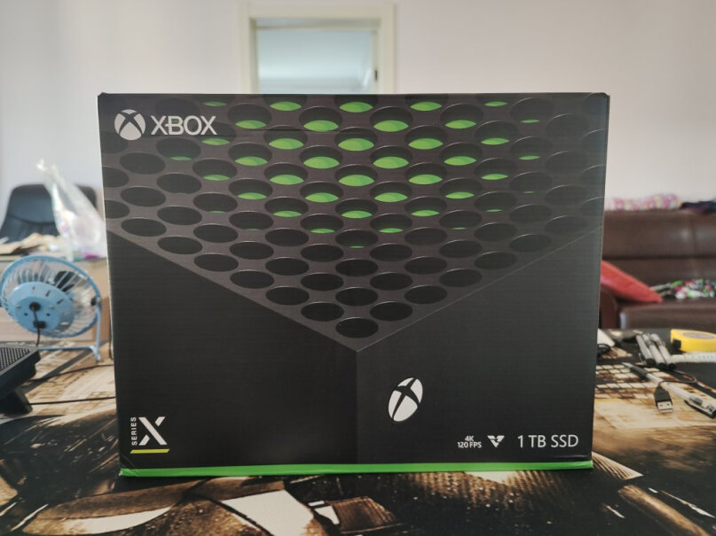 游戏机微软XboxSeries哪个更合适,适不适合你！看质量怎么样！