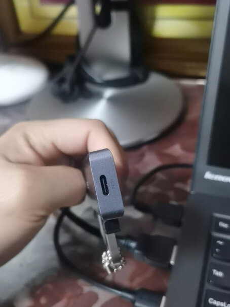 绿联集线器USB3.0分线器HUB拓展扩展高速用蓝牙鼠标会有卡顿吗？