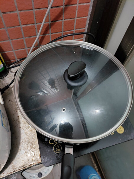 苏泊尔煎锅炒菜锅SUPOR易洁30cmEC30SP01炒锅电磁炉能用来炸油条，炸春卷吗？