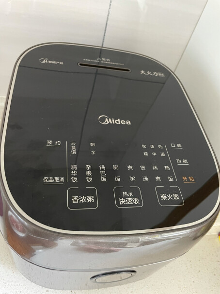 美的电饭煲家用智能触控电饭锅IH电磁加热煮稀饭会不会出不出来？