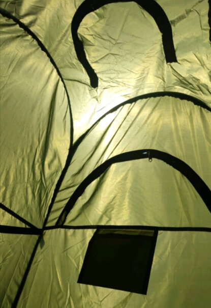 捷昇便携式户外更衣帐篷各位亲，这个帐篷顶上有天窗拉链吗？