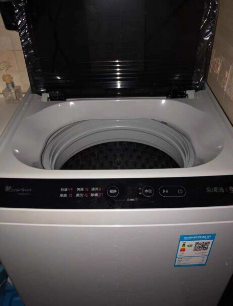 小天鹅10公斤变频波轮洗衣机全自动健康免清洗直驱变频一键脱水这款洗衣机工作时，声音是否大？