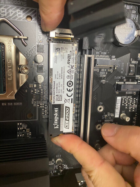 内存金士顿电脑内存条DDR4 8G FURY/雷电系列好用吗？质量到底怎么样好不好？