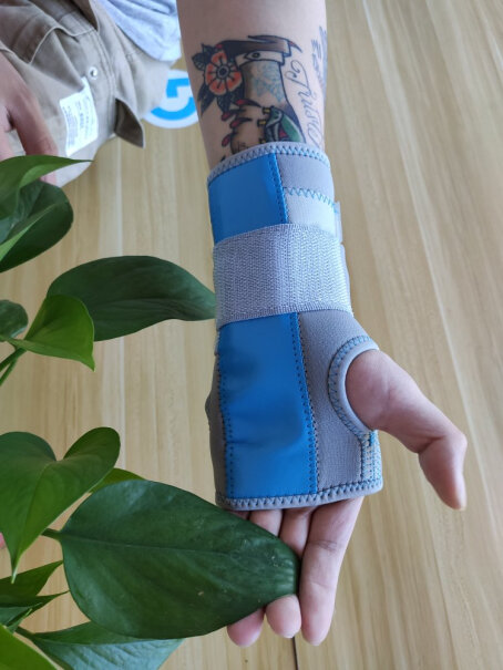 护腕日本康慕护腕手腕骨折固定夹板详细评测报告,怎么样入手更具性价比！