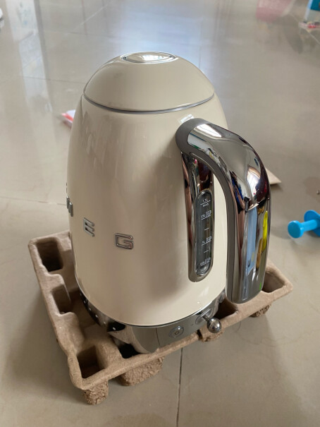 电水壶-热水瓶SMEG斯麦格意大利复古电水壶不锈钢1.7L最新款,功能介绍？