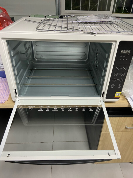 德玛仕电烤箱商用私房烘焙蛋糕披萨面包家用大烤箱上面和下面的发热管能分别控制吗？还是说一起打开的？