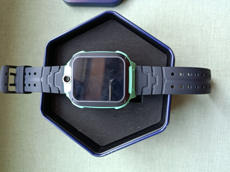 小天才Z5A防水智能手表最新款有什么功能提升？