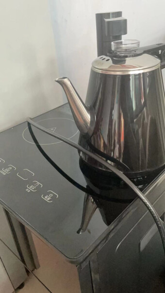 奥克斯茶吧机家用多功能智能温热型立式饮水机水龙头接水是自己转圈吗？