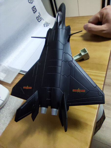 飞机模型特尔博歼20战斗机模型使用感受,好不好？