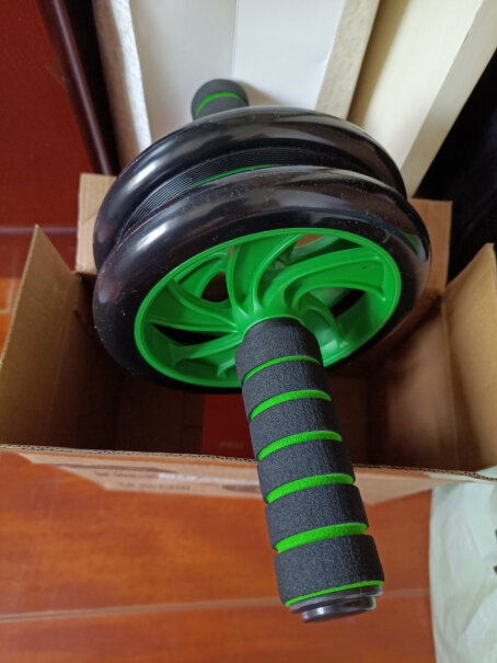 凯速静音型双轮健腹器腹肌轮健腹轮滚轮PR41绿色耐用吗？