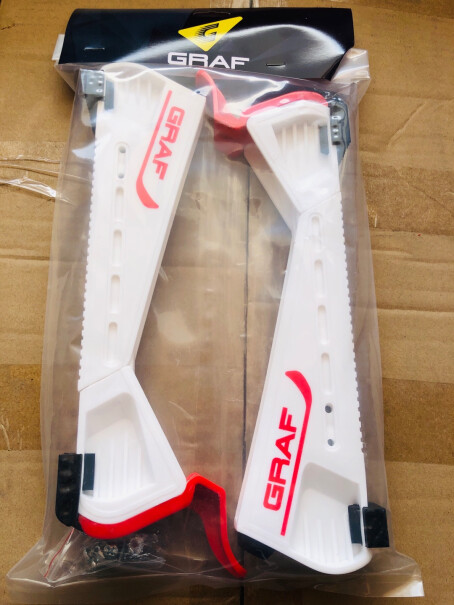 冰刀套GRAF冰球鞋刀套多功能可调冰刀套可行走冰球用品白色哪款性价比更好,评测哪一款功能更强大？
