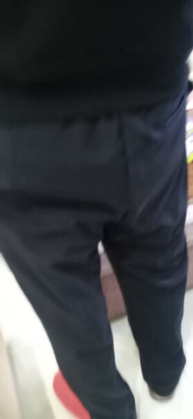 雅鹿男士鹅绒裤 3310黑色 180/XL请问这个羽绒裤的含绒量是多少克？