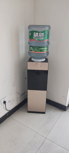 美菱饮水机立式家用办公双开门柜式温这个饮水机坏了，怎样取理？