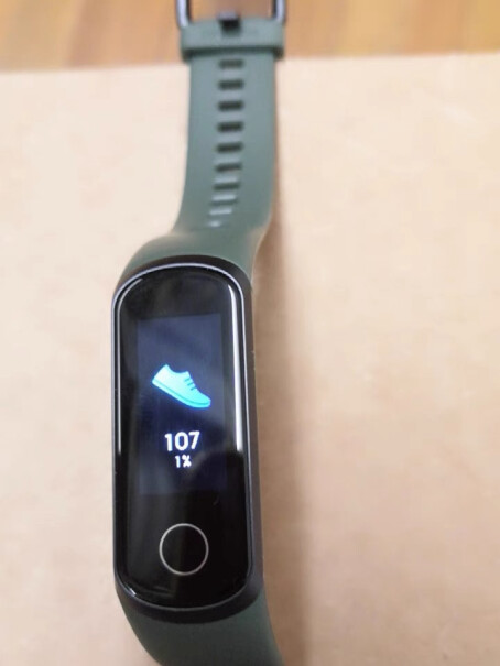 荣耀手环5i 橄榄绿这个手环可以和什么手机一起用？